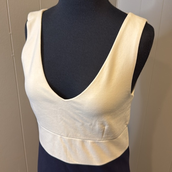 J. Crew Women's 4 Block Ponte Dress Navy and Off White Colorblock V-neck Zipper - Picture 2 of 7